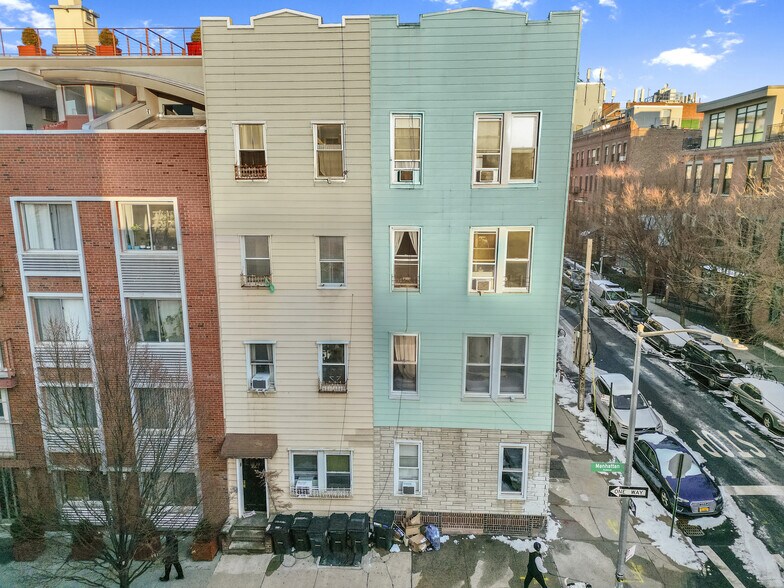More Photos Of 366 Manhattan Ave, Brooklyn Apartments For Sale