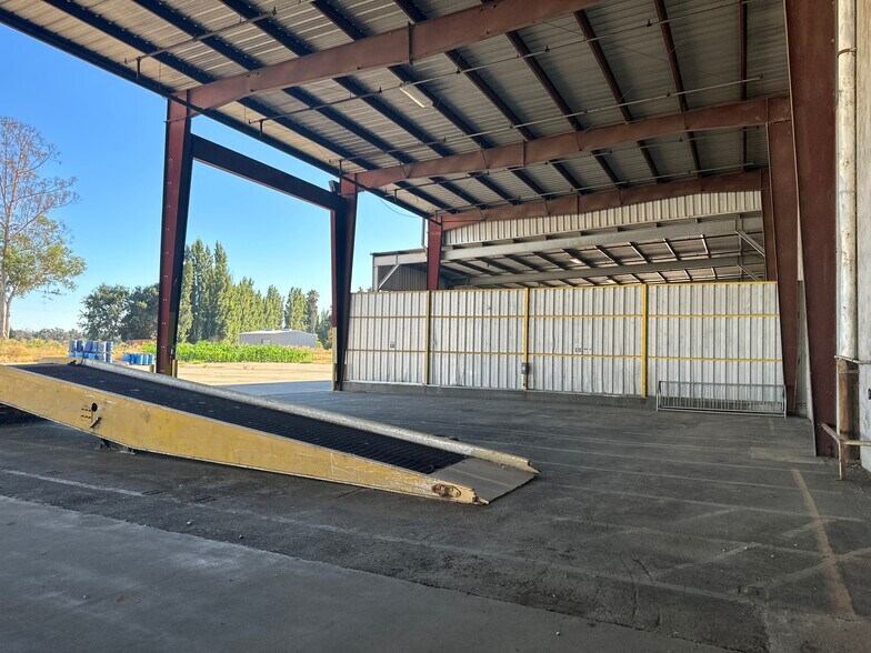 More Photos Of 99 Kentucky Street, Gridley Warehouse For Lease