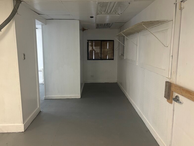 More Photos Of 13525 Wetmore Rd, San Antonio Restaurant For Lease