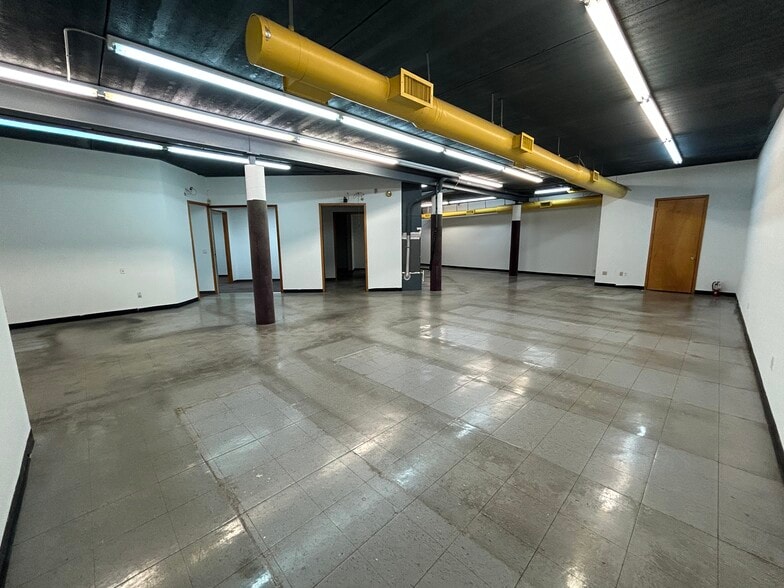 More Photos Of 20101-20161 NE 16th Pl, Miami Loft Creative Space For Sale