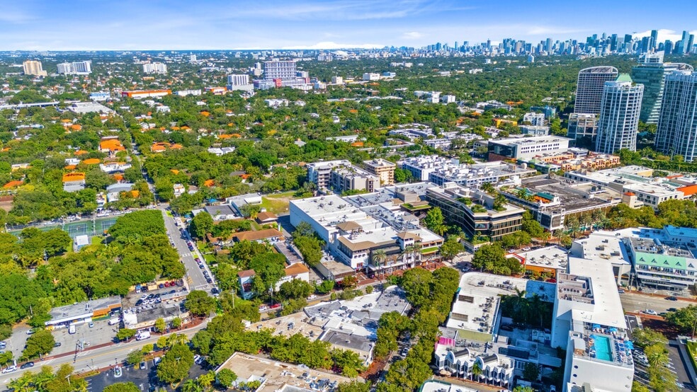 More Photos Of 3432 Main Hwy, Miami Storefront Retail Office For Lease