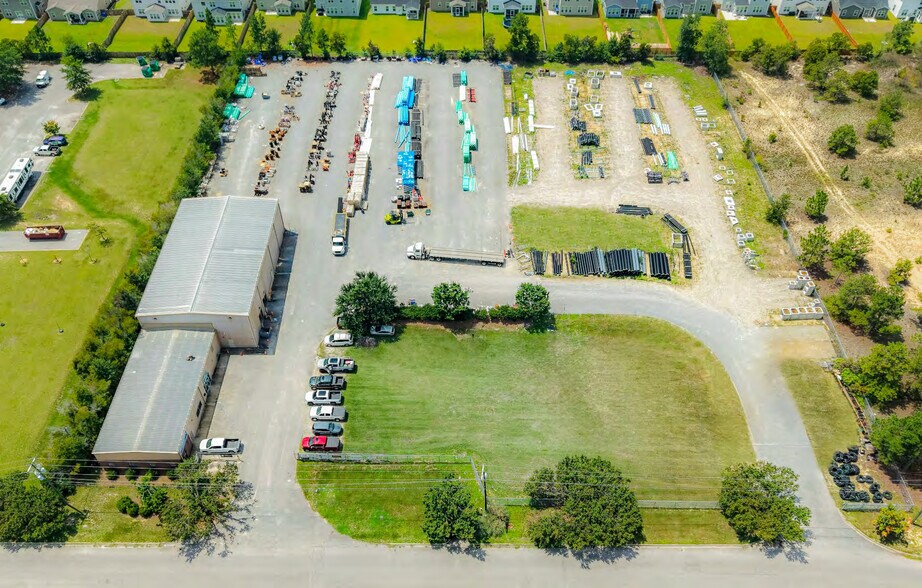 More Photos Of 166 Pontiac Business Center Dr, Columbia Warehouse For Sale