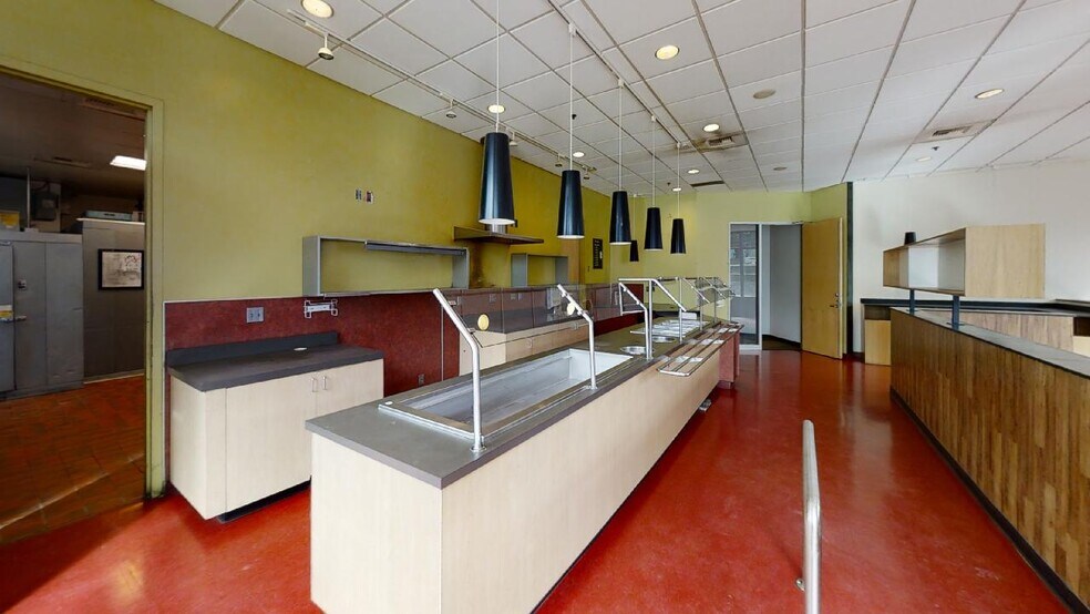 More Photos Of 351 Elliott Ave W, Seattle Unknown For Lease