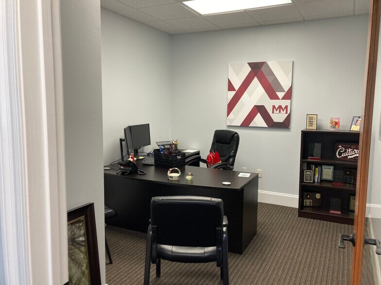 More Photos Of 6267 Old Water Oak Rd, Tallahassee Unknown For Lease