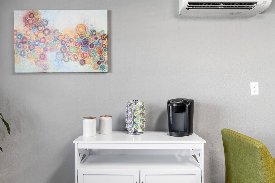 More Photos Of 39 Herald Dr, Leesburg Apartments For Sale