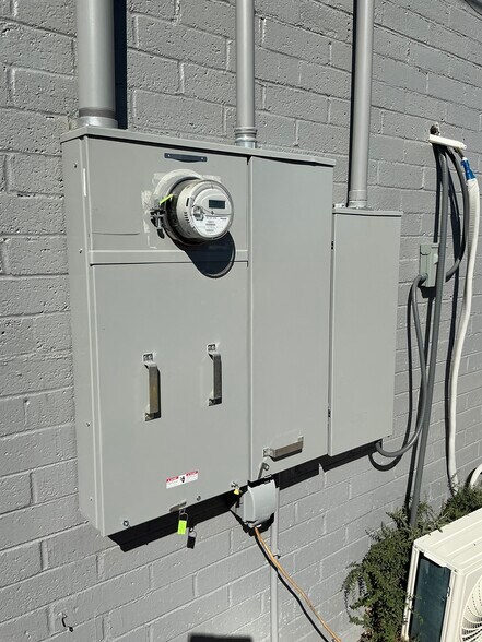 More Photos Of 305 N 5th Ave, Holbrook Apartments For Sale