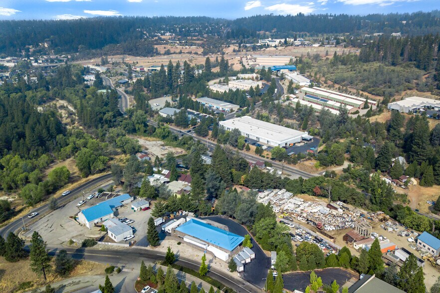 More Photos Of 810 Whispering Pines Ln, Grass Valley Refrigeration Cold Storage For Sale