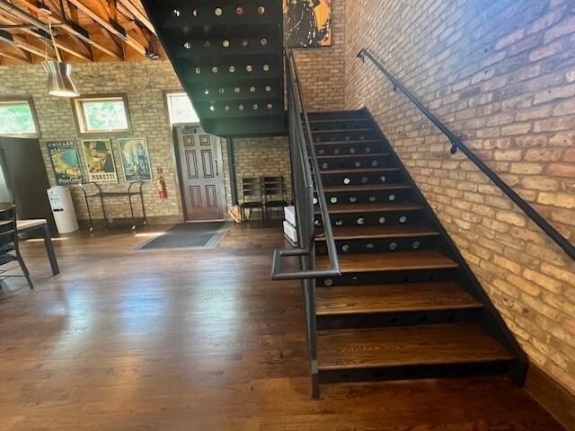 More Photos Of 220 N River St, East Dundee Freestanding For Sale