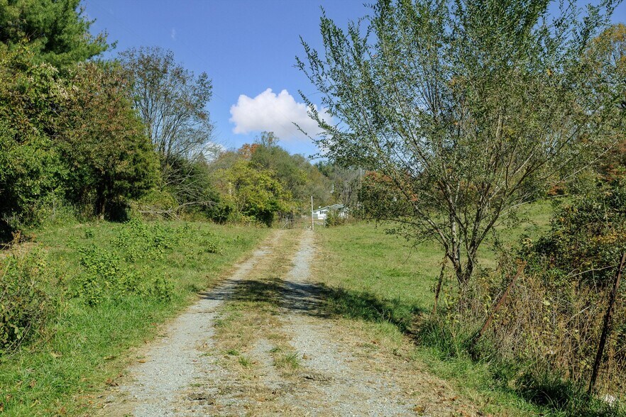 More Photos Of 000 Lee Hwy, Troutville Land For Sale