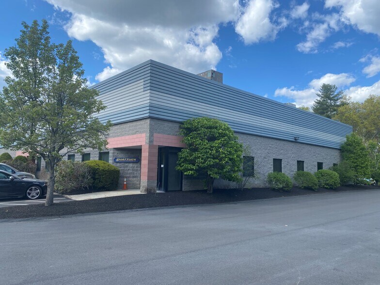 Primary Photo Of 2 Park Dr, Westford Manufacturing For Lease