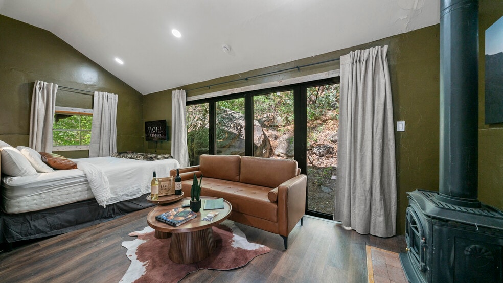 More Photos Of 9440 AZ-89A, Sedona Hotel For Sale