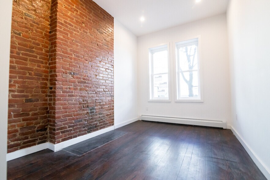 More Photos Of 51 Driggs Ave, Brooklyn Apartments For Sale