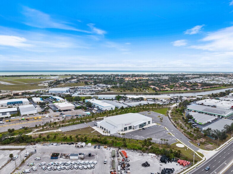 More Photos Of 1280 US Highway 41 Byp S, Venice Auto Dealership For Sale