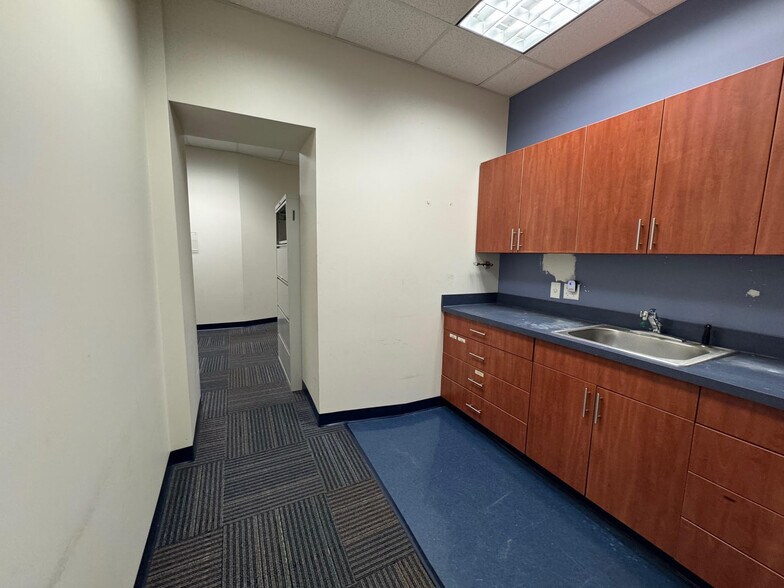 More Photos Of 244 Broadway, Newburgh Storefront Retail Office For Lease