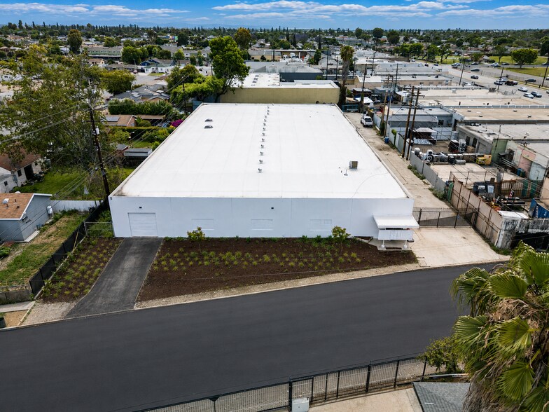 More Photos Of 2728 N Slater Ave, Compton Warehouse For Sale
