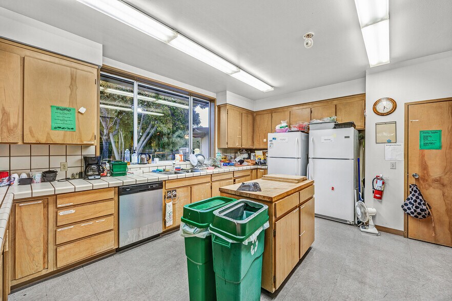 More Photos Of 35660 Cedar Blvd, Newark Religious Facility For Sale