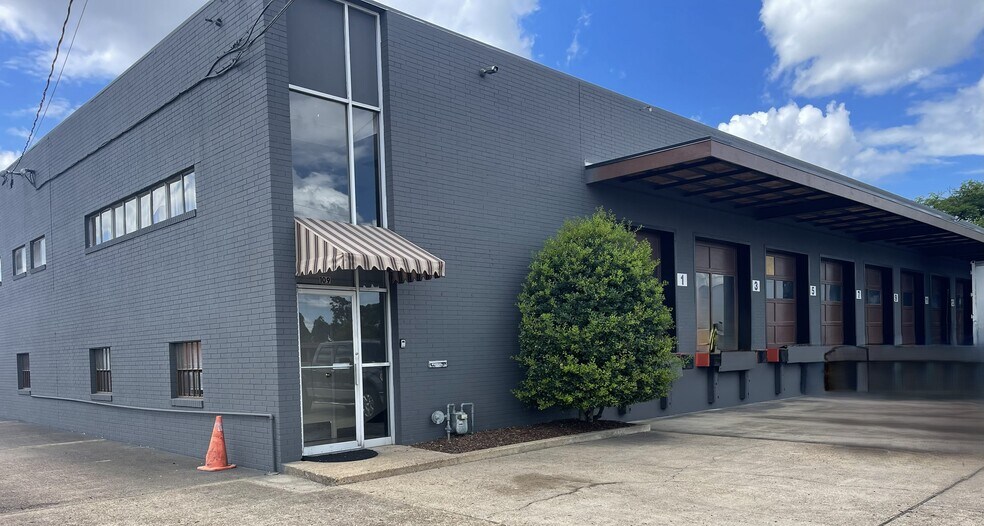 Primary Photo Of 109 Tredco Dr, Nashville Truck Terminal For Lease