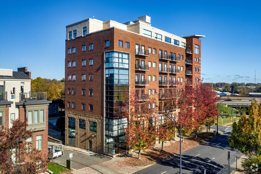More Photos Of 715 N Church St, Charlotte Office For Lease