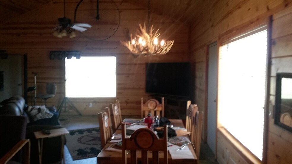 More Photos Of 515 US Highway 77, Ardmore Warehouse For Sale