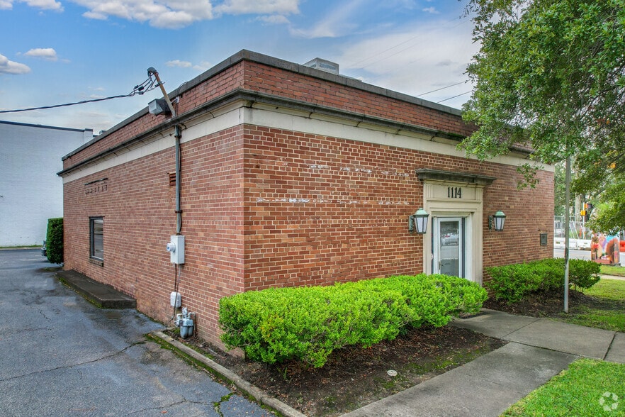 Primary Photo Of 1114 Morrison Dr, Charleston Office For Lease