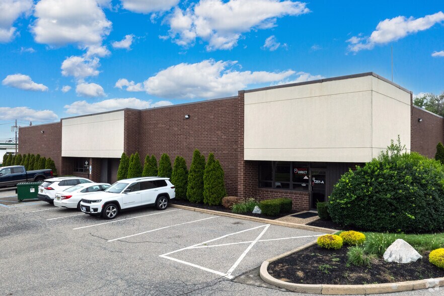 Primary Photo Of 7249-7251 Browning Rd, Pennsauken Warehouse For Lease
