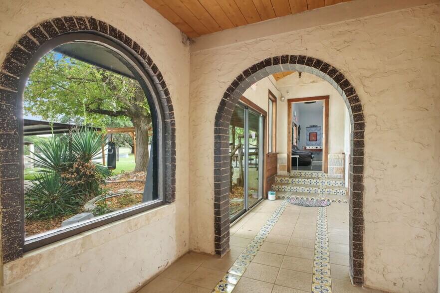 More Photos Of 319 Los Indios Ranch Rd, Boerne Specialty For Sale