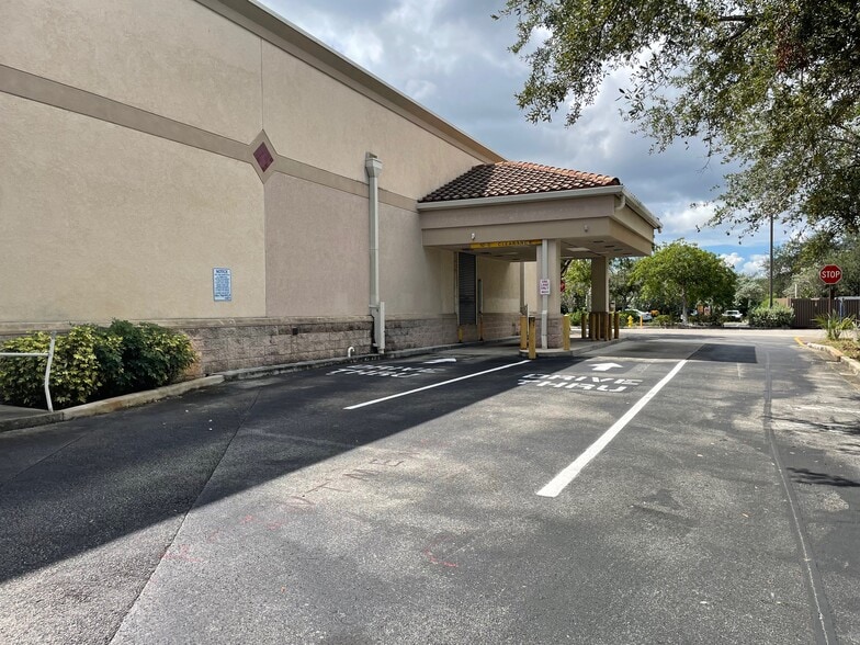 More Photos Of 6105 W Sunrise Blvd, Fort Lauderdale Freestanding For Lease