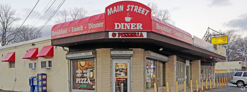 More Photos Of 98 Main St, East Brunswick General Retail For Lease