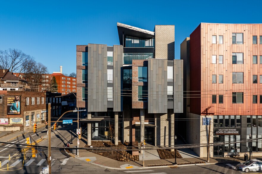More Photos Of 5824 Forward Ave, Pittsburgh Apartments For Lease