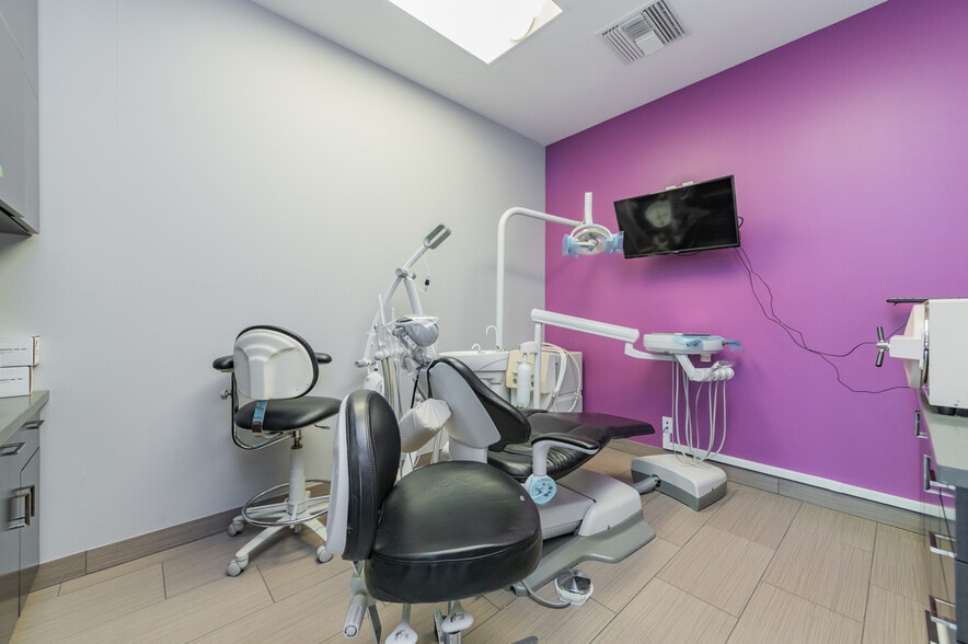 More Photos Of 113 Waterworks Way, Irvine Medical For Sale