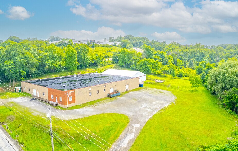 More Photos Of 55-57 Mark Dr, Delmont Light Manufacturing For Lease