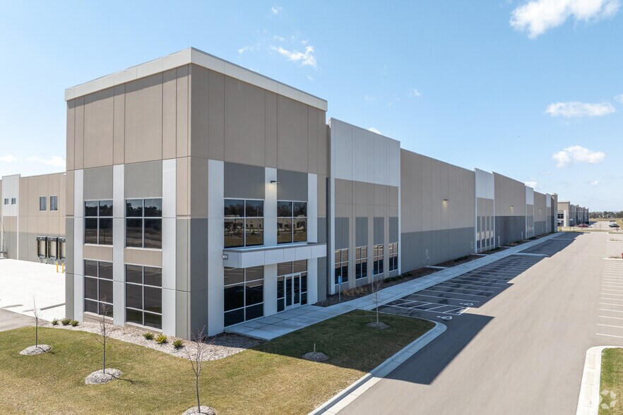 Primary Photo Of 7701 100th St S, Cottage Grove Distribution For Lease