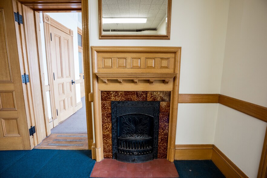 More Photos Of 74 Hammond St, Bangor Medical For Sale