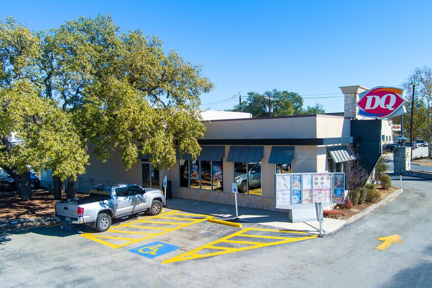 More Photos Of 12908-12932 Bandera Rd, Helotes General Retail For Sale