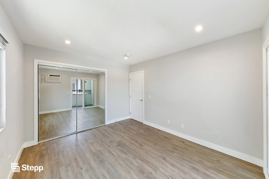 More Photos Of 1060 Olive Ave, Long Beach Apartments For Sale