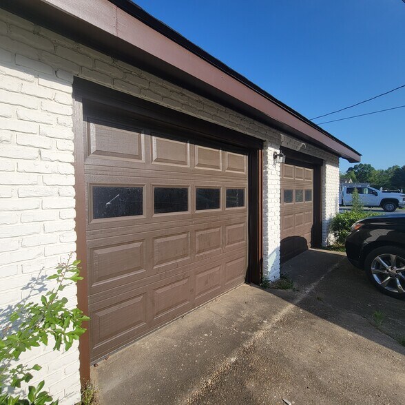 More Photos Of 22025 8th St, Silverhill Office Residential For Sale