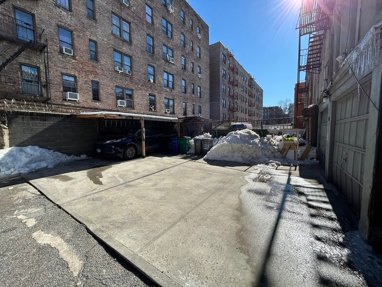 More Photos Of 1150 Manor Ave, Bronx Apartments For Sale