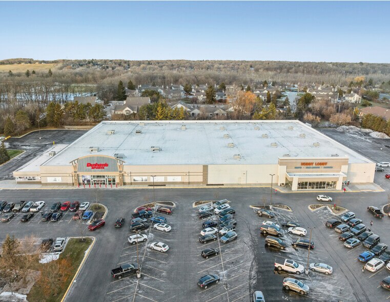 More Photos Of 18200 W Bluemound Rd, Brookfield Freestanding For Sale