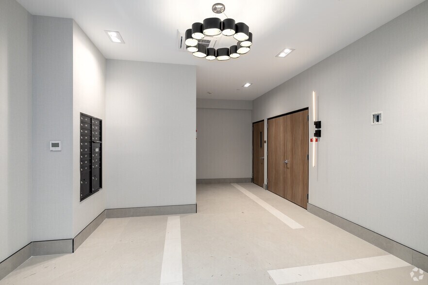 More Photos Of 41 Kent Rd, Howell Office For Lease