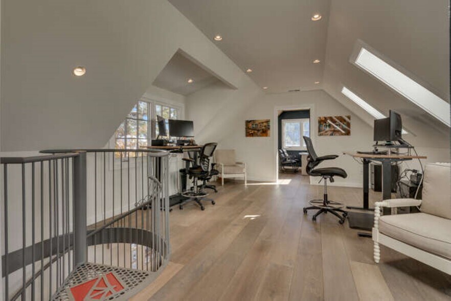 More Photos Of 10270 Donner Pass Rd, Truckee Office For Sale