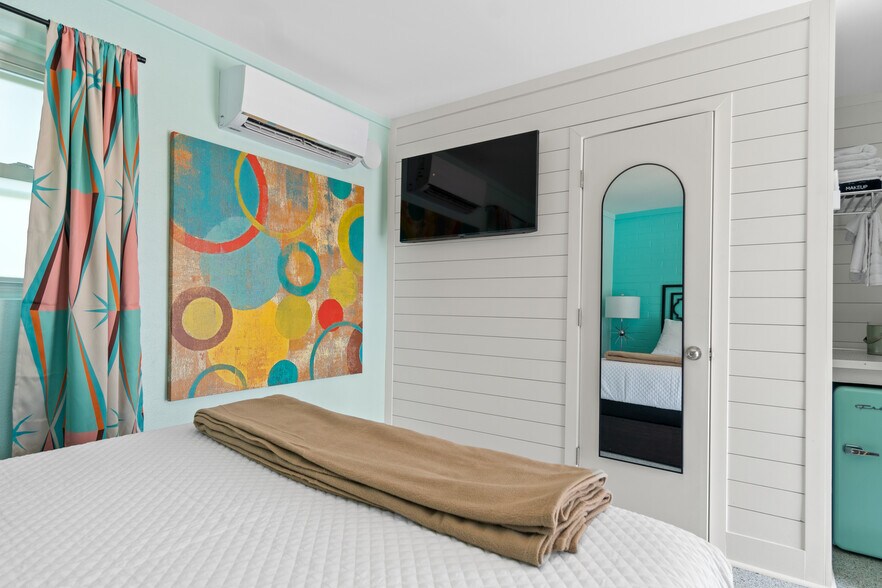 More Photos Of 3155 W Highway 98, Port Saint Joe Hotel For Sale