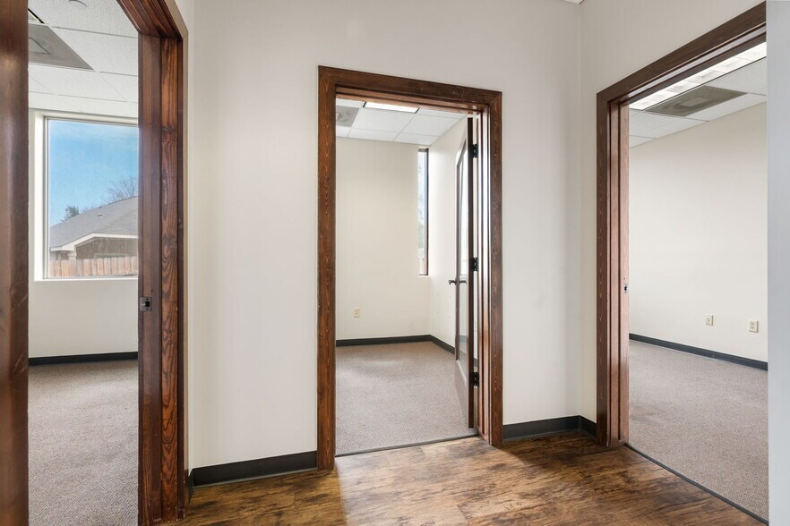 More Photos Of 2200 N FM 3083 Rd W, Conroe Office For Lease