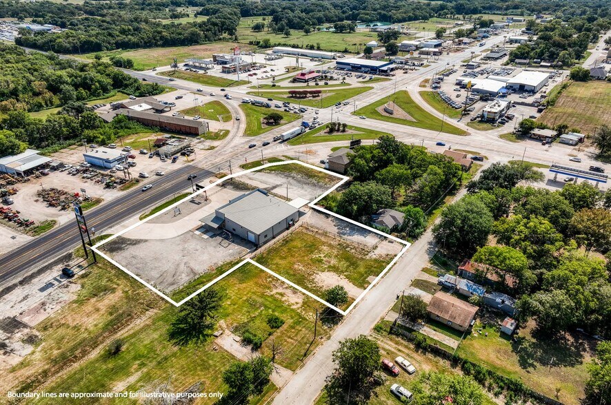 More Photos Of 185 State Highway 36 N, Caldwell Freestanding For Sale