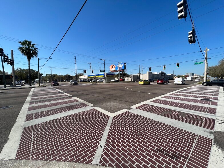 More Photos Of 2910 N Himes Ave, Tampa Unknown For Lease