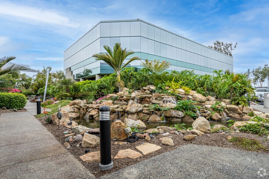More Photos Of 5962 La Place Ct, Carlsbad Unknown For Lease