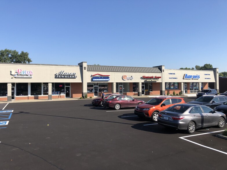 More Photos Of 1702-1830 E Main St, Plainfield Unknown For Lease