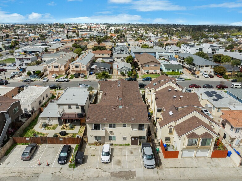 More Photos Of 4433-4437 Winona Ave, San Diego Apartments For Sale