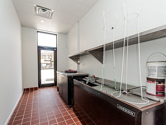 More Photos Of 4651 N Greenview Ave, Chicago Apartments For Lease