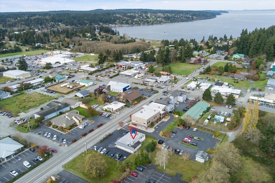 More Photos Of 5589 Harbor Road Rd, Freeland Office Residential For Sale