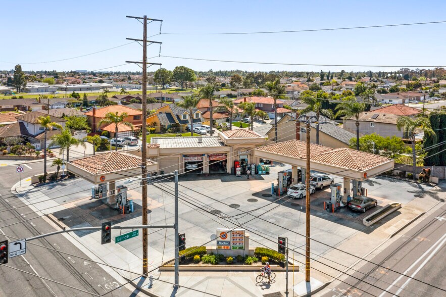More Photos Of 11470 Edinger Ave, Fountain Valley Service Station For Sale